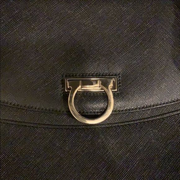 Ferragamo handbag - Picture 6 of 7